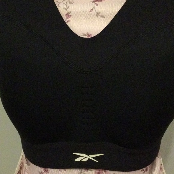 Reebok Black Sports Bra - Picture 4 of 16